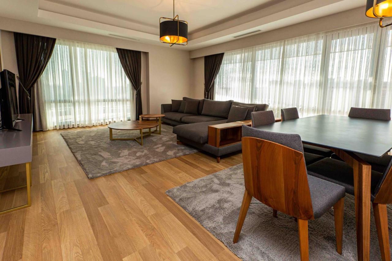 Maslak Aparts Istanbul Exterior photo